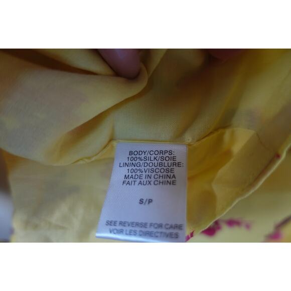 Cami NYC Silk Floral Two Piece Set Womens Small Yellow Pink Bra Top Shorts Boho - Picture 16 of 16